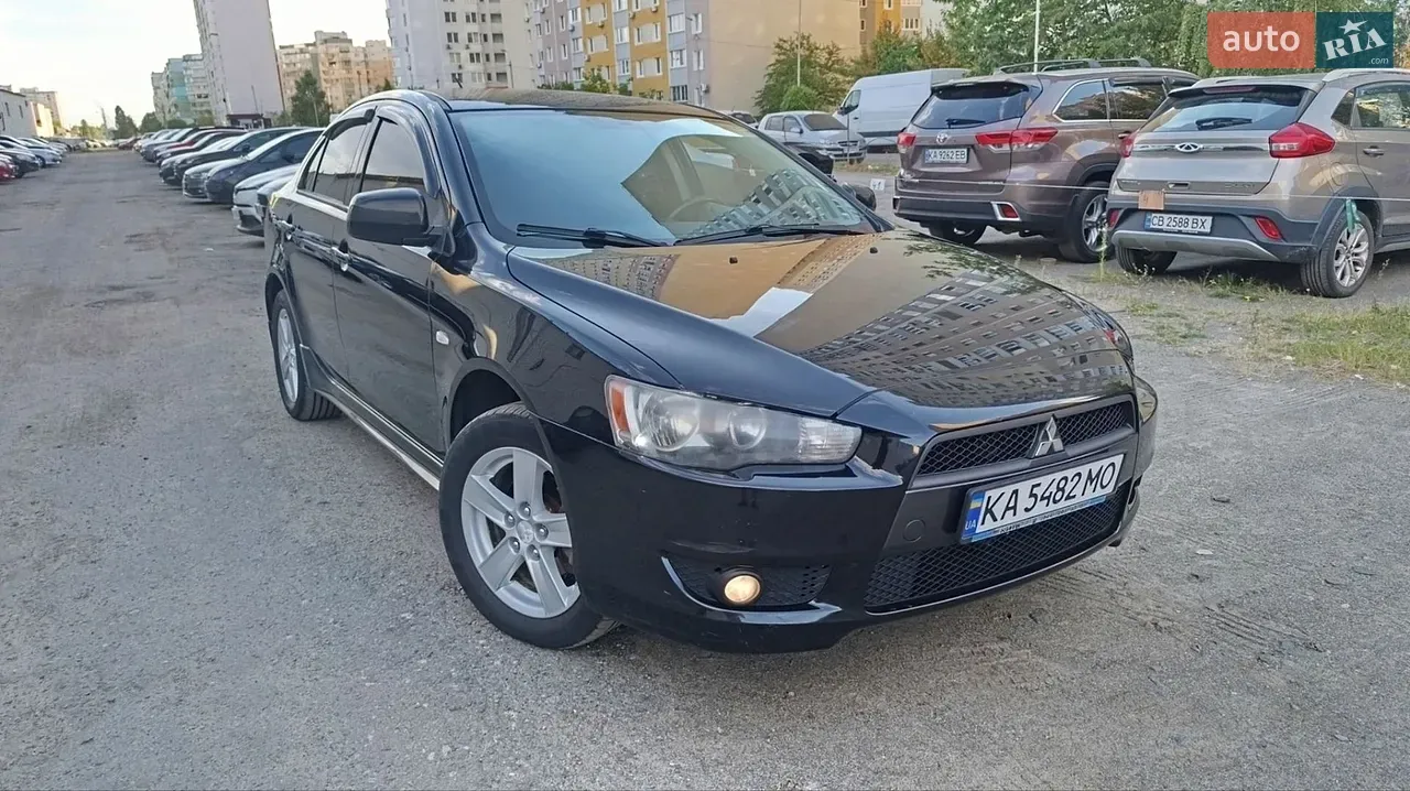 Mitsubishi Lancer