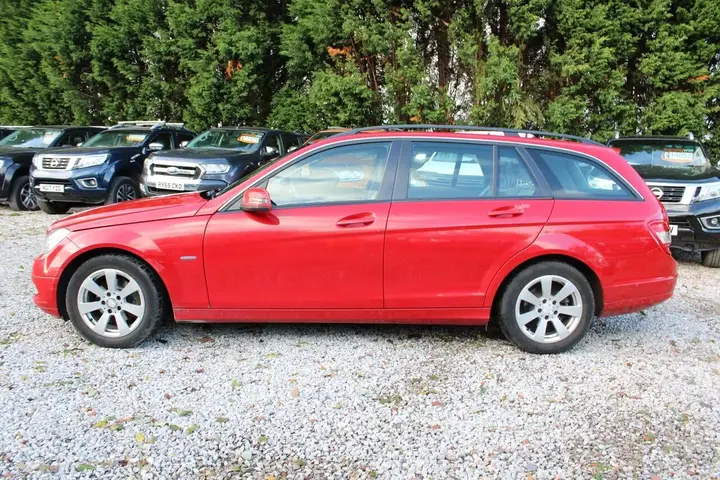 Mercedes-Benz C-Class 2010 photo 4