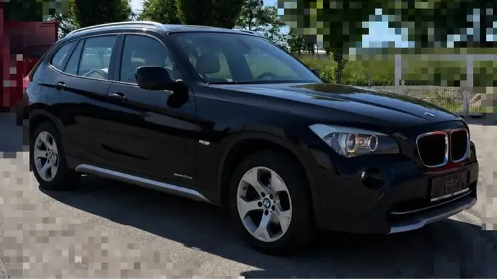 BMW X1 2011 photo 2