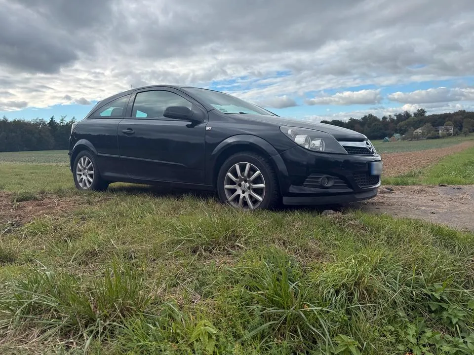 Opel Astra Gtc