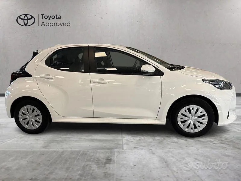 Toyota Yaris 2022 photo 5