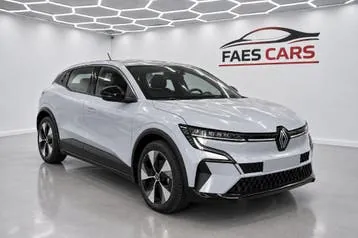 Renault Megane 2022 photo 2