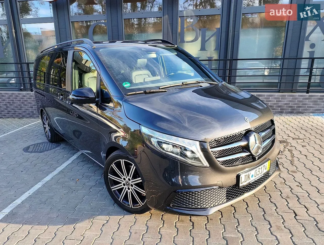 Mercedes-Benz V-Class