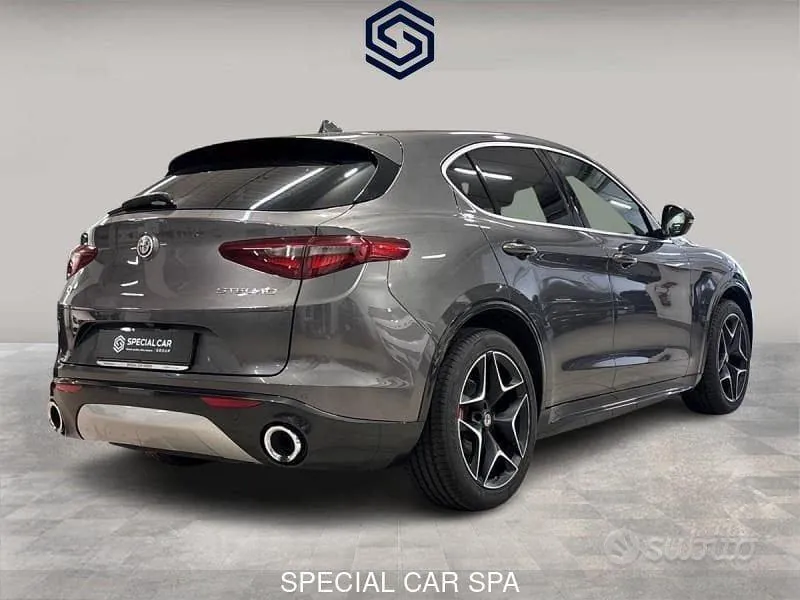 Alfa Romeo Stelvio 2020 photo 2