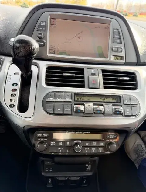 Honda Odyssey 2010 photo 5