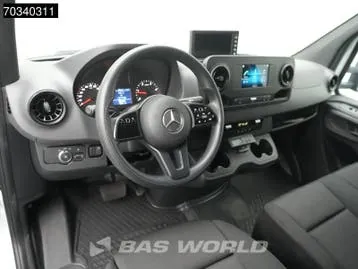 Mercedes-Benz Sprinter 2022 photo 3