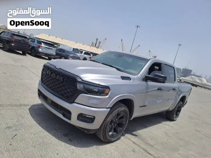 Ford Explorer 2023 photo 5