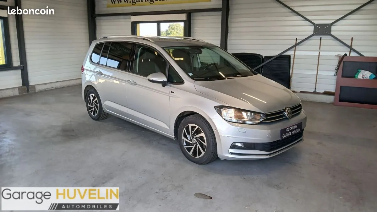 Volkswagen Touran 2019 photo 3