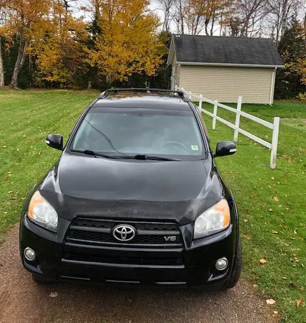 Toyota Rav4 2011 photo 2