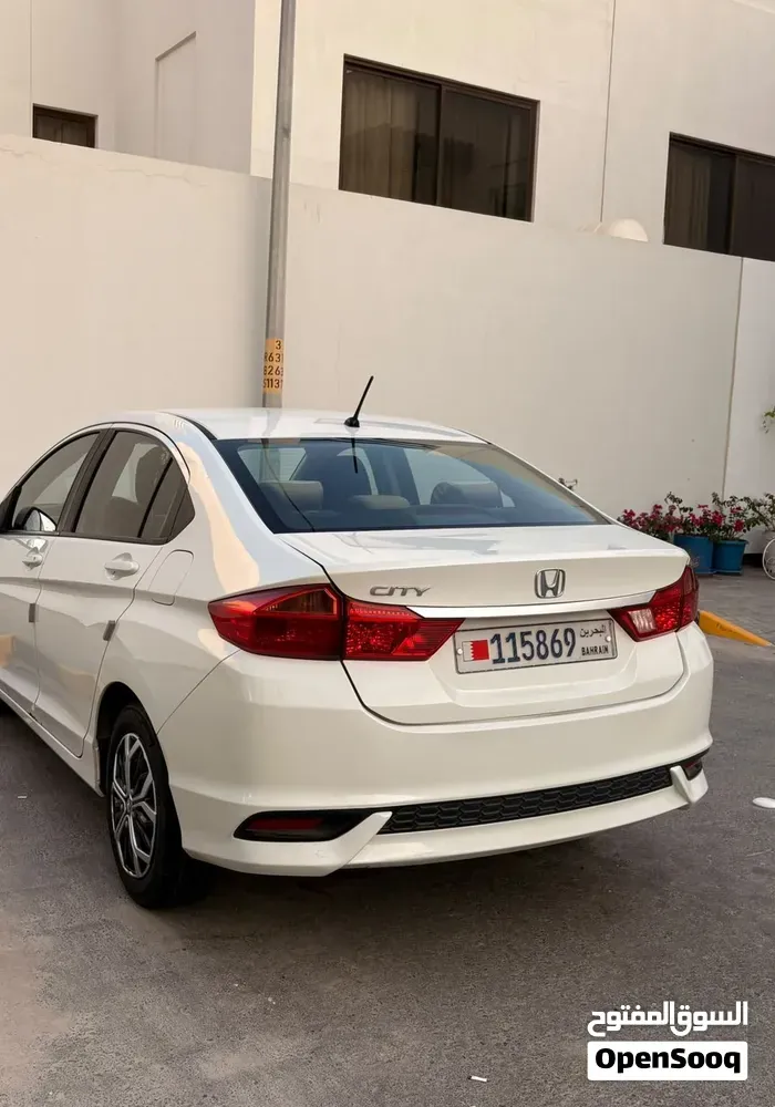 Honda City 2019 photo 2