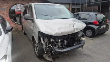 Volkswagen Transporter 2014 photo 2
