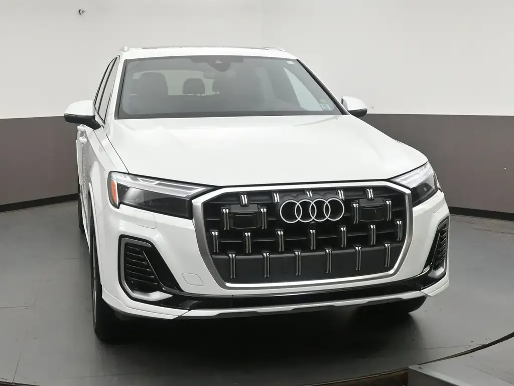 Audi Q7 2026 photo 2