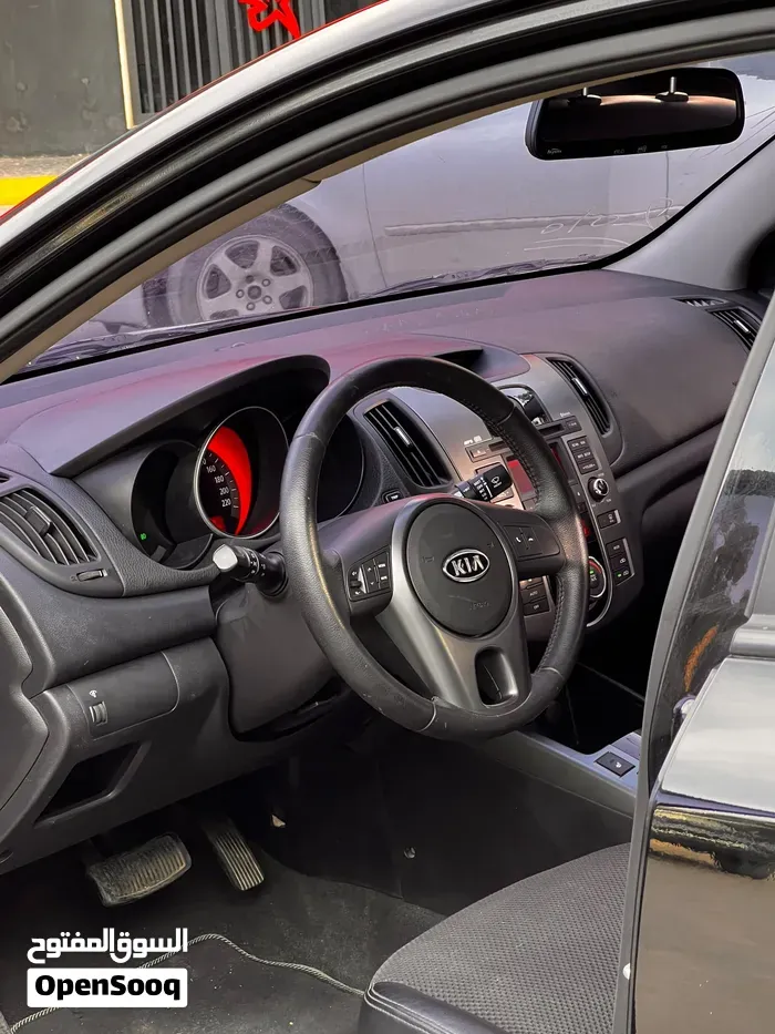 Kia Forte 2010 photo 3