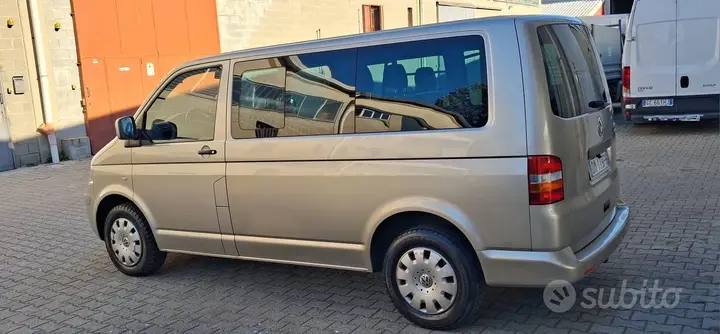 Volkswagen T5 2007 photo 3