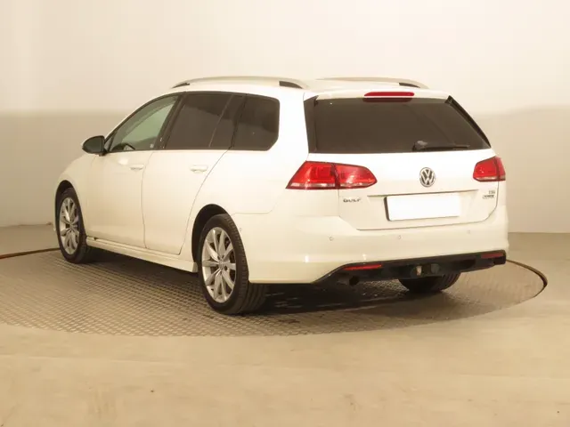 Volkswagen Golf Variant 2014 photo 3
