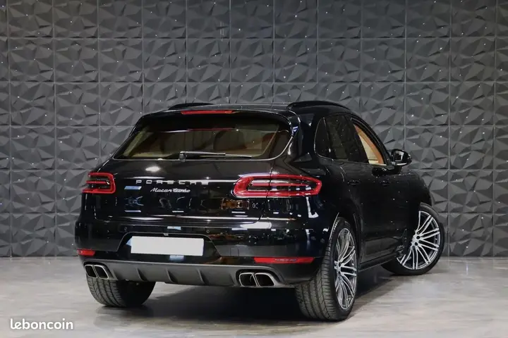 Porsche Macan 2016 photo 2