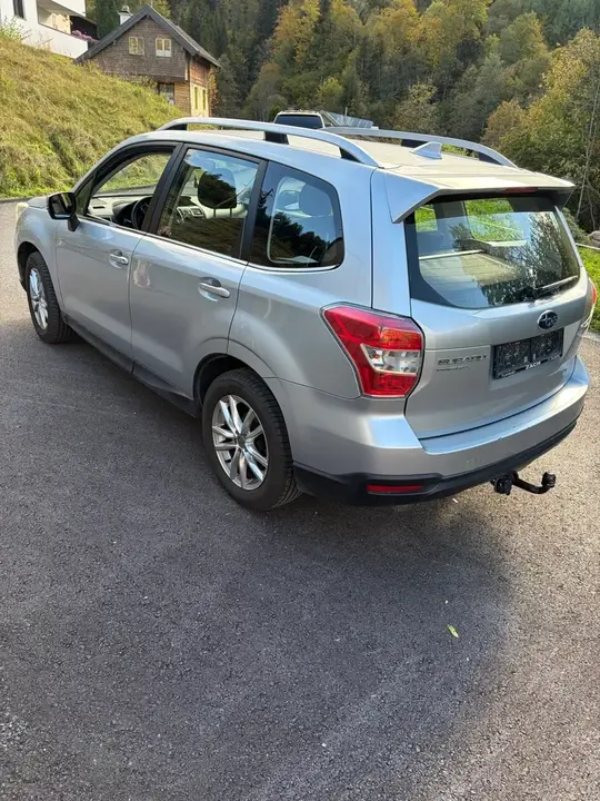 Subaru Forester 2015 photo 3