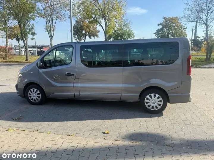 Opel Vivaro 2019 photo 2