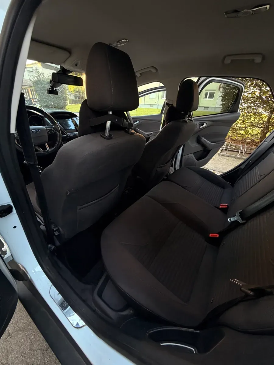 Ford Focus 2016 photo 3
