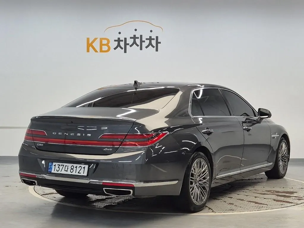 Genesis G90 2021 photo 3