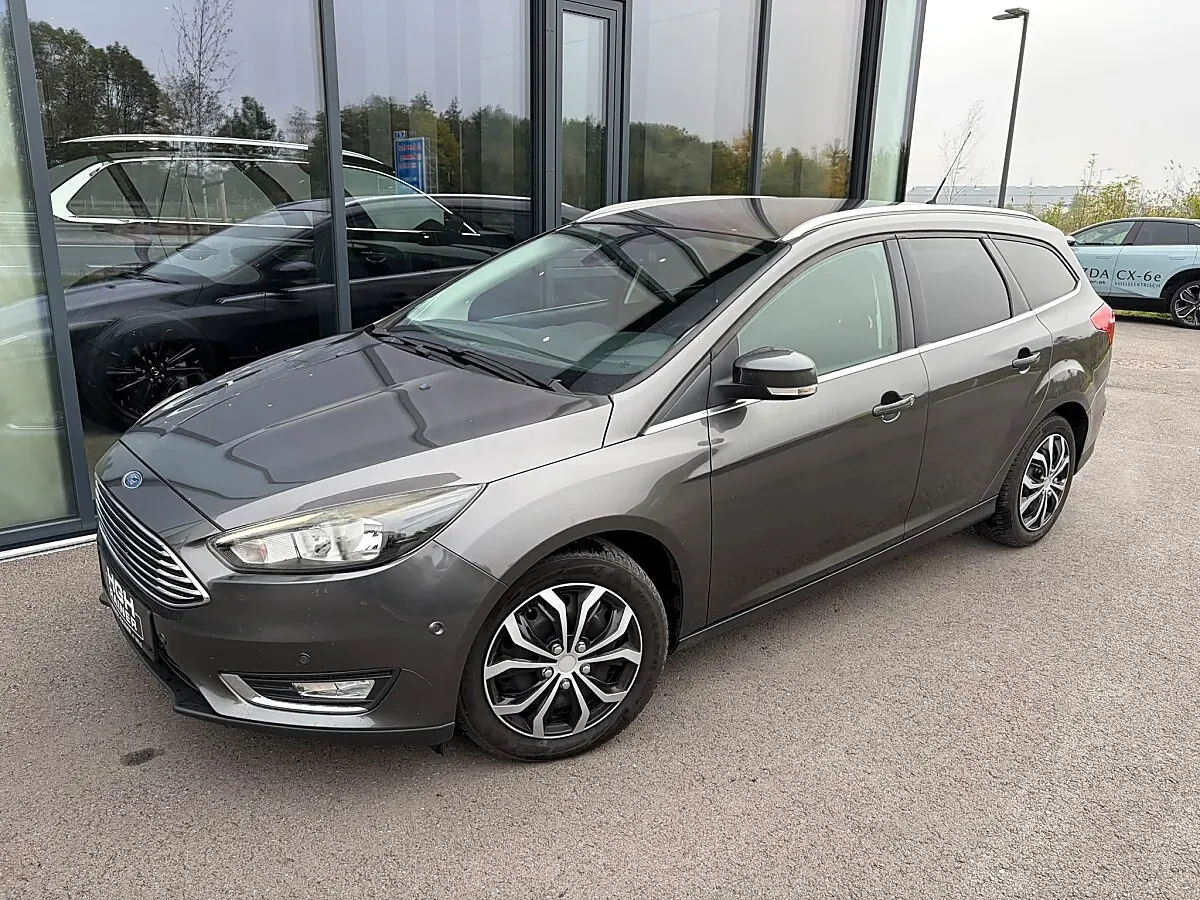 Ford Focus 2016 photo 2
