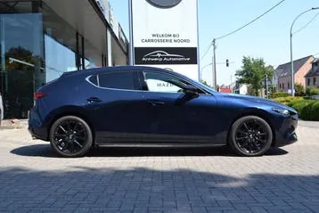Mazda 3 2026 photo 2
