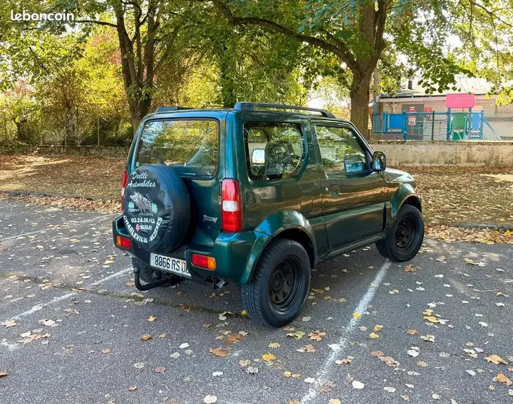 Suzuki Jimny 2004 photo 2