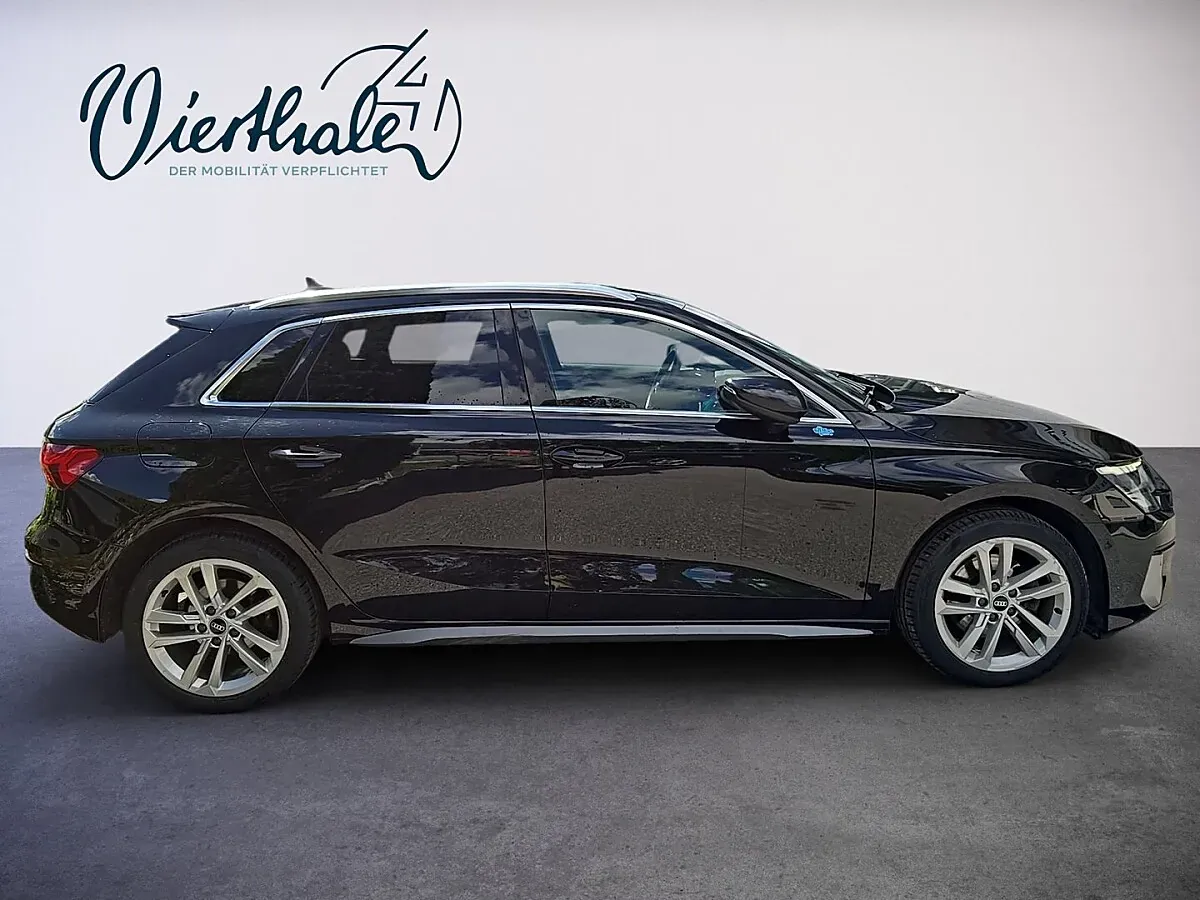 Audi A3 2023 photo 3