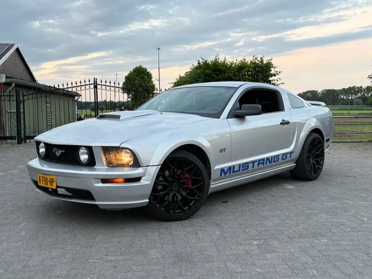 Ford Mustang Gt