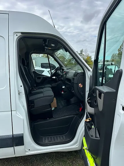 Nissan Nv400 2014 photo 3