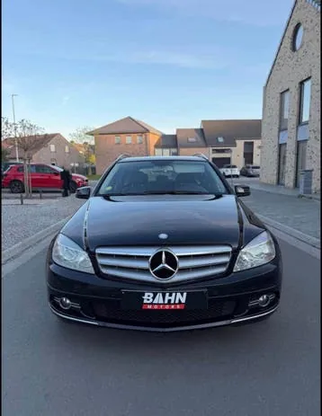Mercedes-Benz C200 2011 photo 3