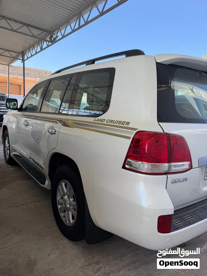 Toyota Land Cruiser Gxr 2011 photo 3