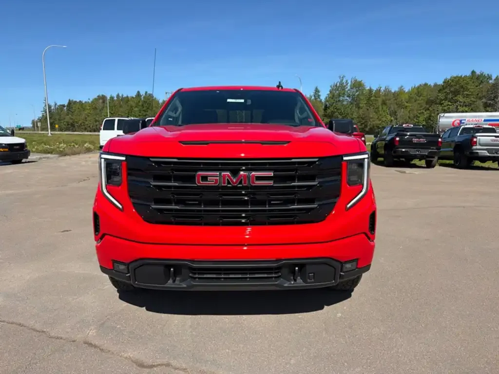 GMC Sierra 1500 2026 photo 2