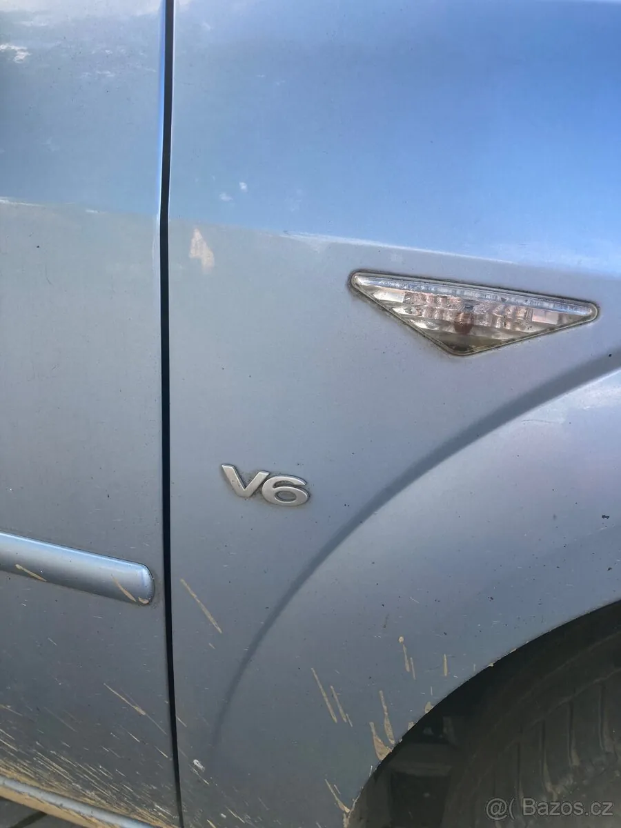 Ford Mondeo photo 2
