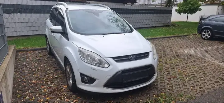 Ford C-Max 2013 photo 2