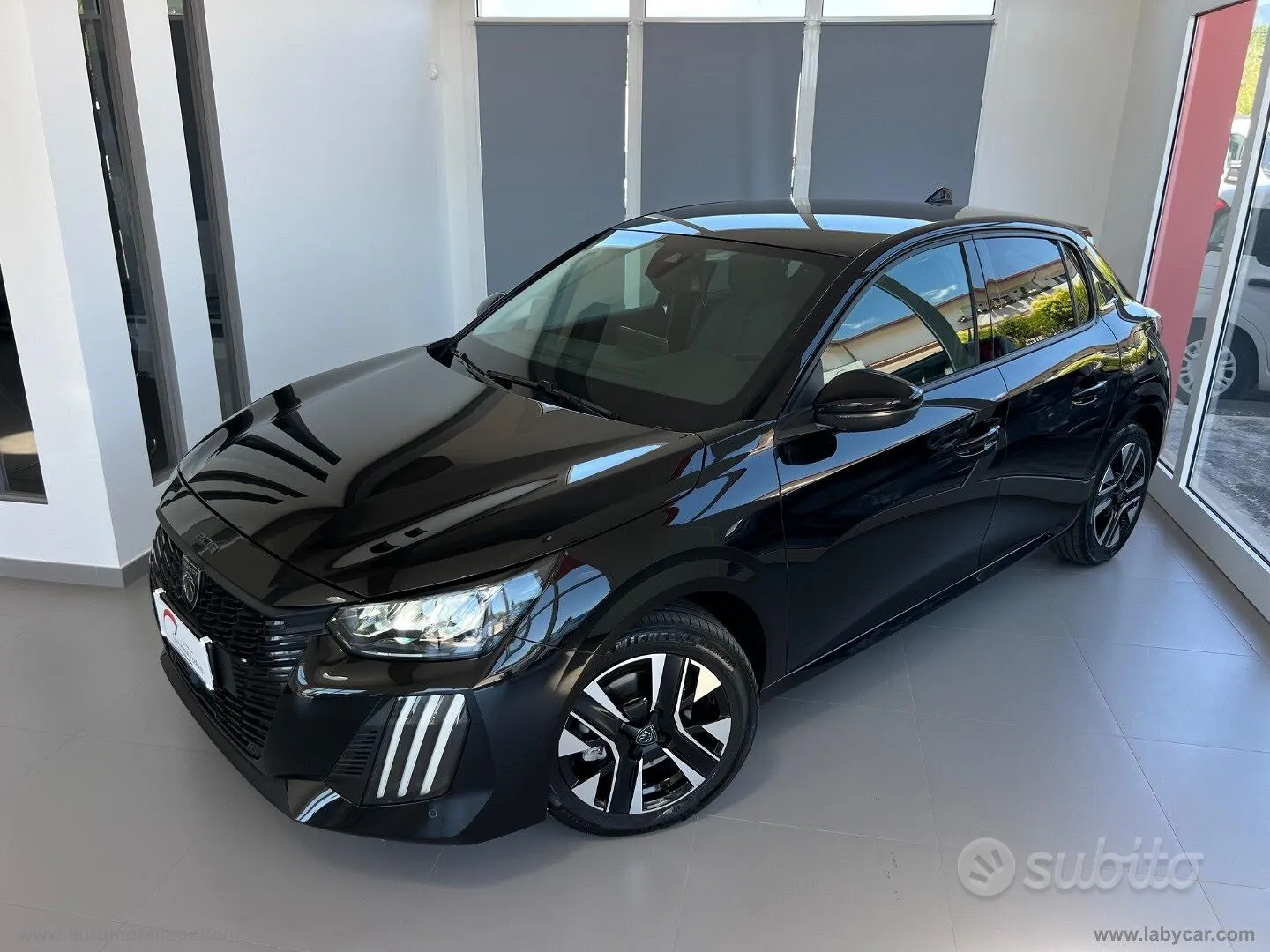 Peugeot 208 2025 photo 3