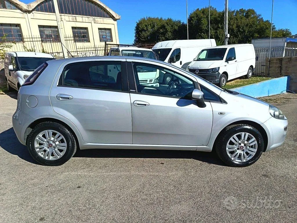 Fiat Punto 2015 photo 5