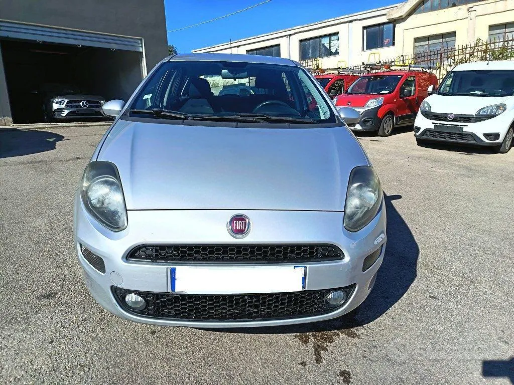 Fiat Punto 2015 photo 3