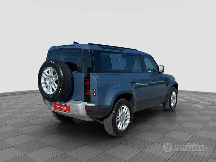 Land Rover Defender 2023 photo 5