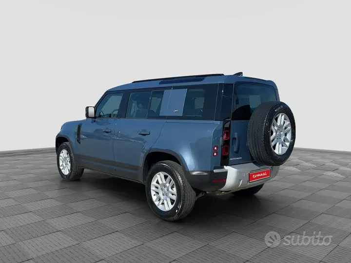 Land Rover Defender 2023 photo 3
