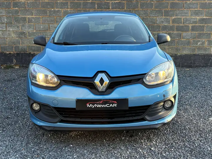 Renault Megane 2014 photo 2