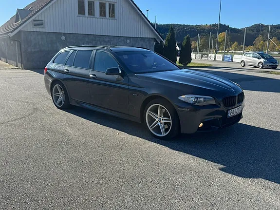 BMW 520D 2012 photo 2