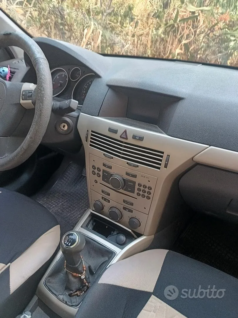 Opel Astra 2007 photo 3