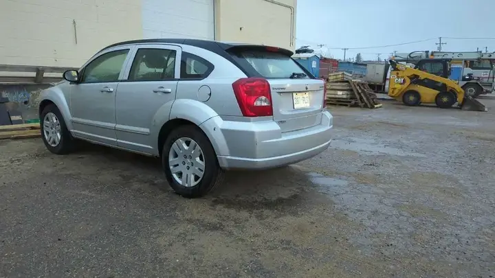 Dodge Caliber 2010 photo 4