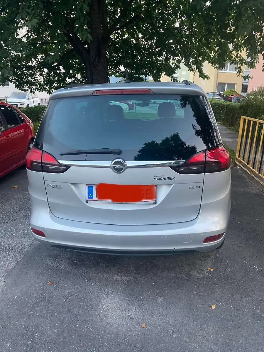 Opel Zafira 2015 photo 2