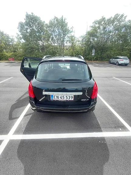 Peugeot 308 2010 photo 4