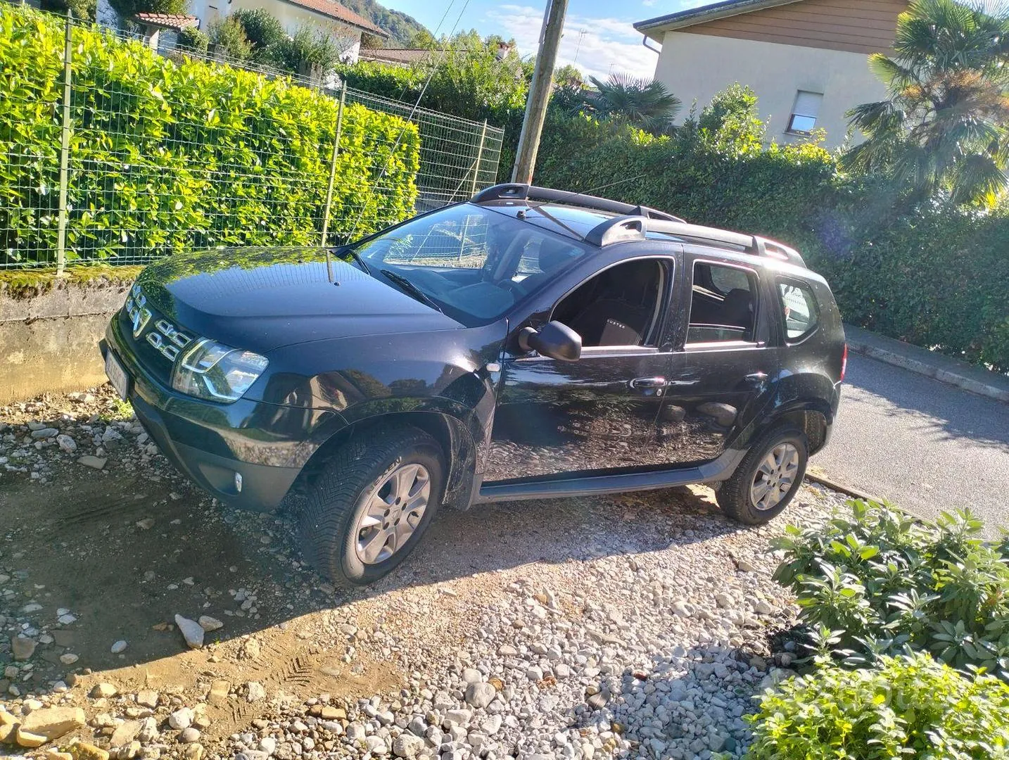 Dacia Duster 2014 photo 2