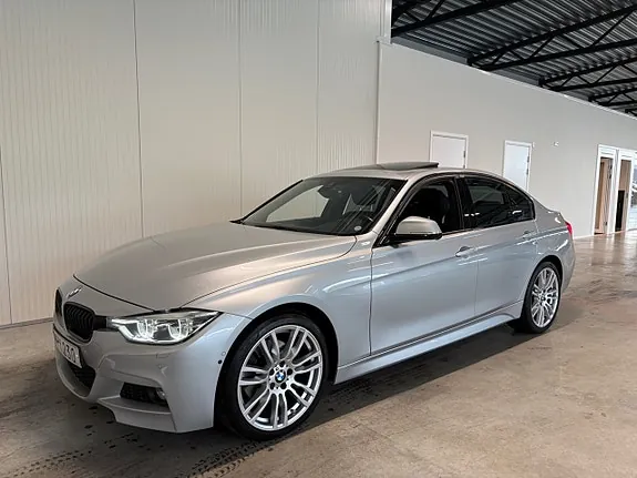 BMW 330I 2018 photo 4