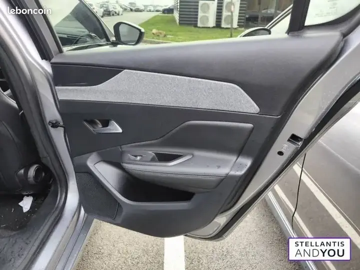 Peugeot 308 2022 photo 5