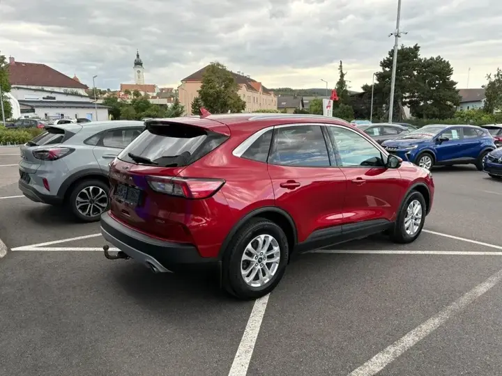 Ford Kuga 2022 photo 3